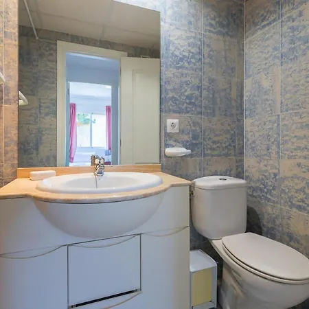 Coastal Living Fully Equipped 200m From The Appartamento