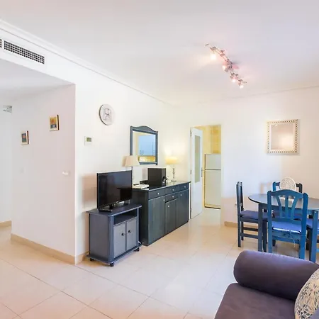 Coastal Living Fully Equipped 200m From The *