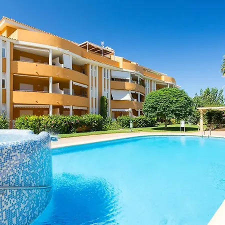 Coastal Living Fully Equipped 200m From The Appartamento